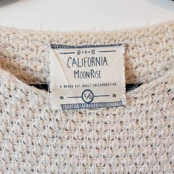 California MoonRise Cream Sweater - Picture 2 of 2